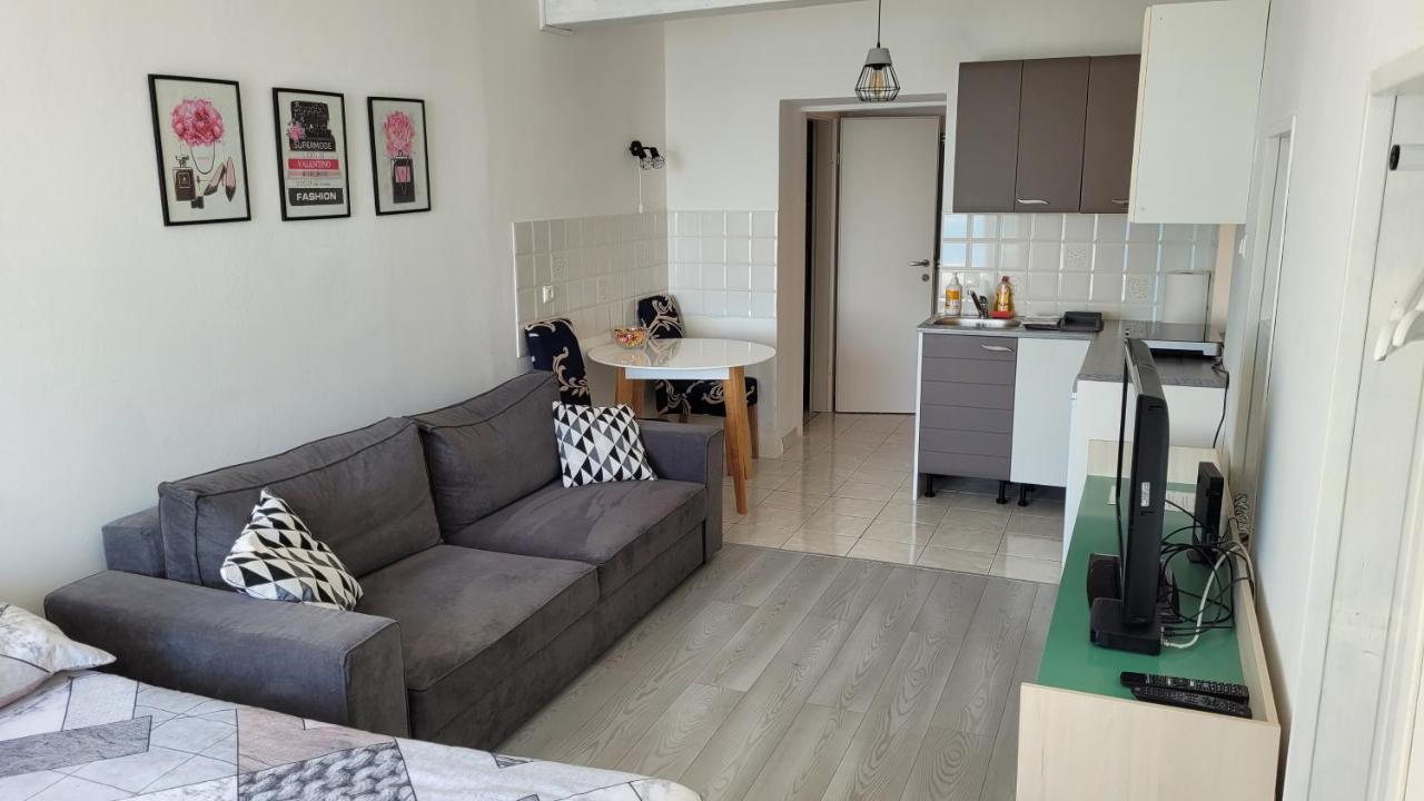 פיראן Apartment Loti מראה חיצוני תמונה