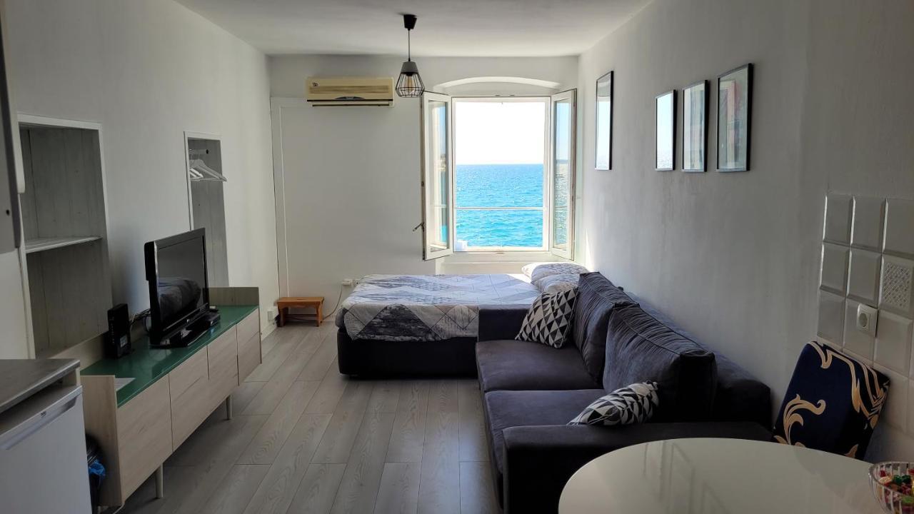 פיראן Apartment Loti מראה חיצוני תמונה